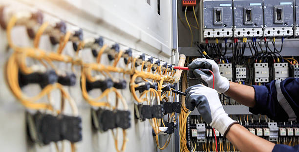 Professional Electrician technician working in Mission, TX
